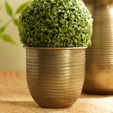 Brown Antique Finish Textured Aluminium Planter - Medium