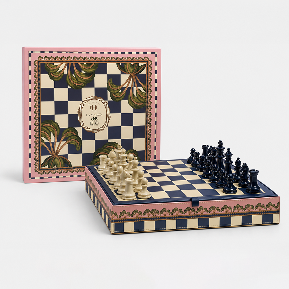 Solene Chess Set