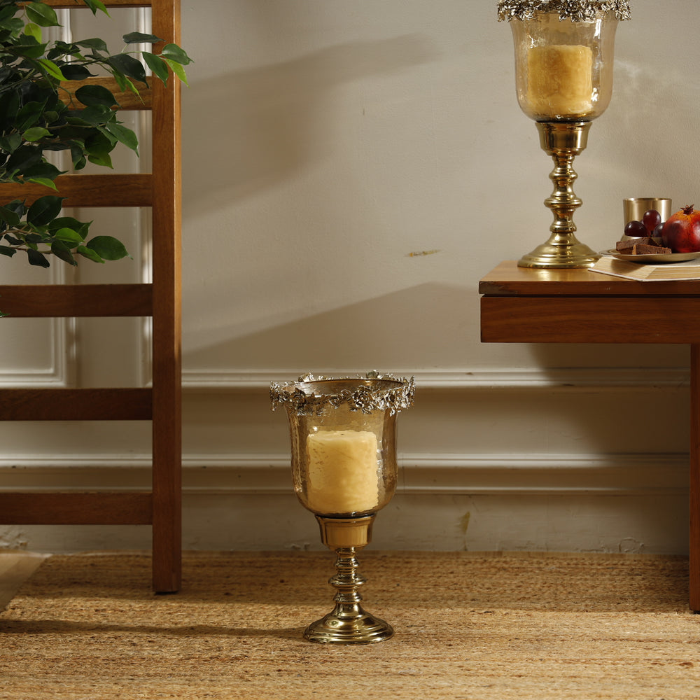 Light Amber Lustre & Gold Hurricane - Medium