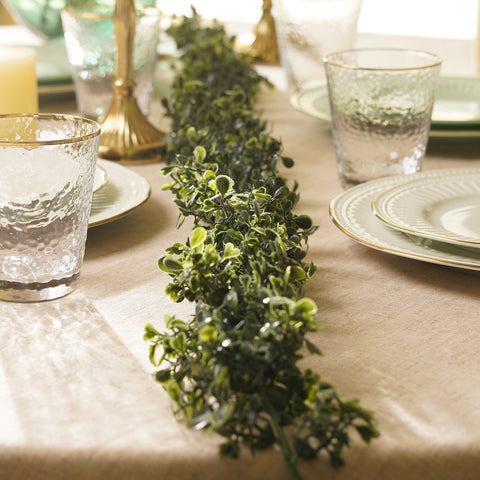 Green Artificial Vine