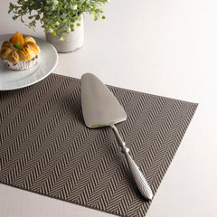Silver Color Vigor Cake Server