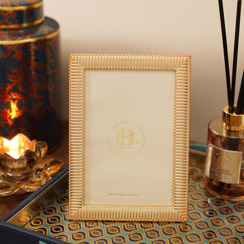 Gold Plated Ribbed Pattern Metal Photo Frame - Small