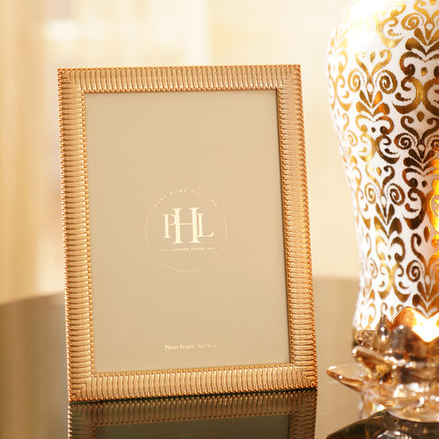 Gold Plated Ribbed Pattern Metal Photo Frame - Medium