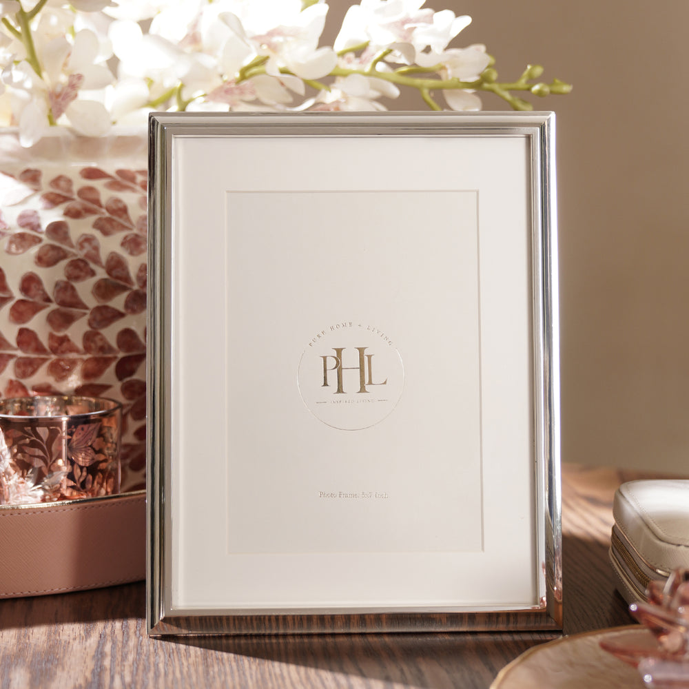 Silver Plated Metallic Photo Frame - Medium