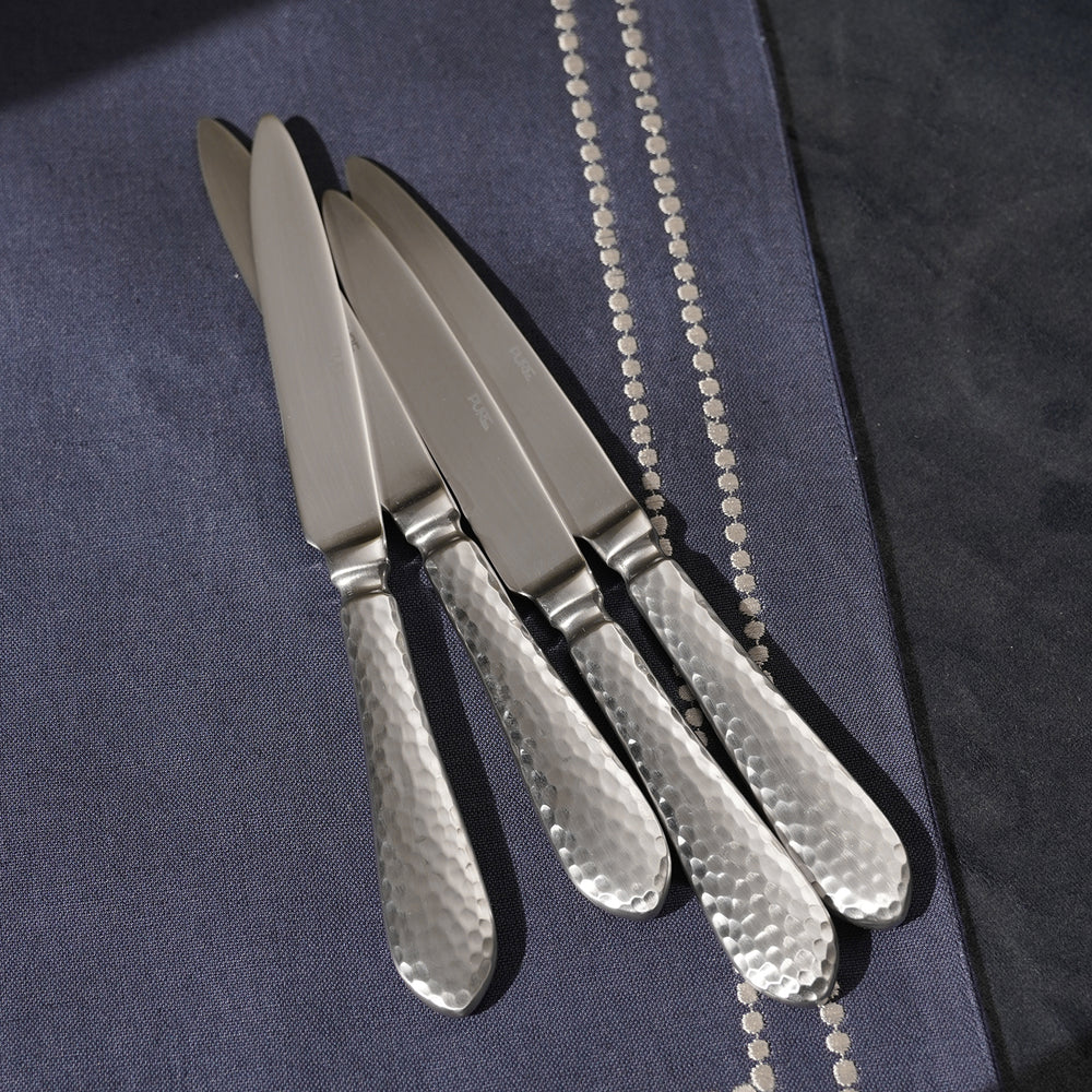 Set Of 4 Silver Hammered Stainless Steel Dinner Knives