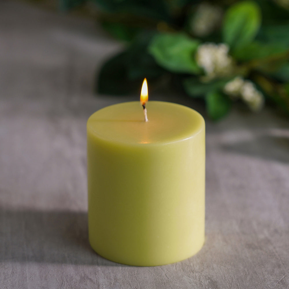 Set of 2 Summar Pista Green Medium Candle