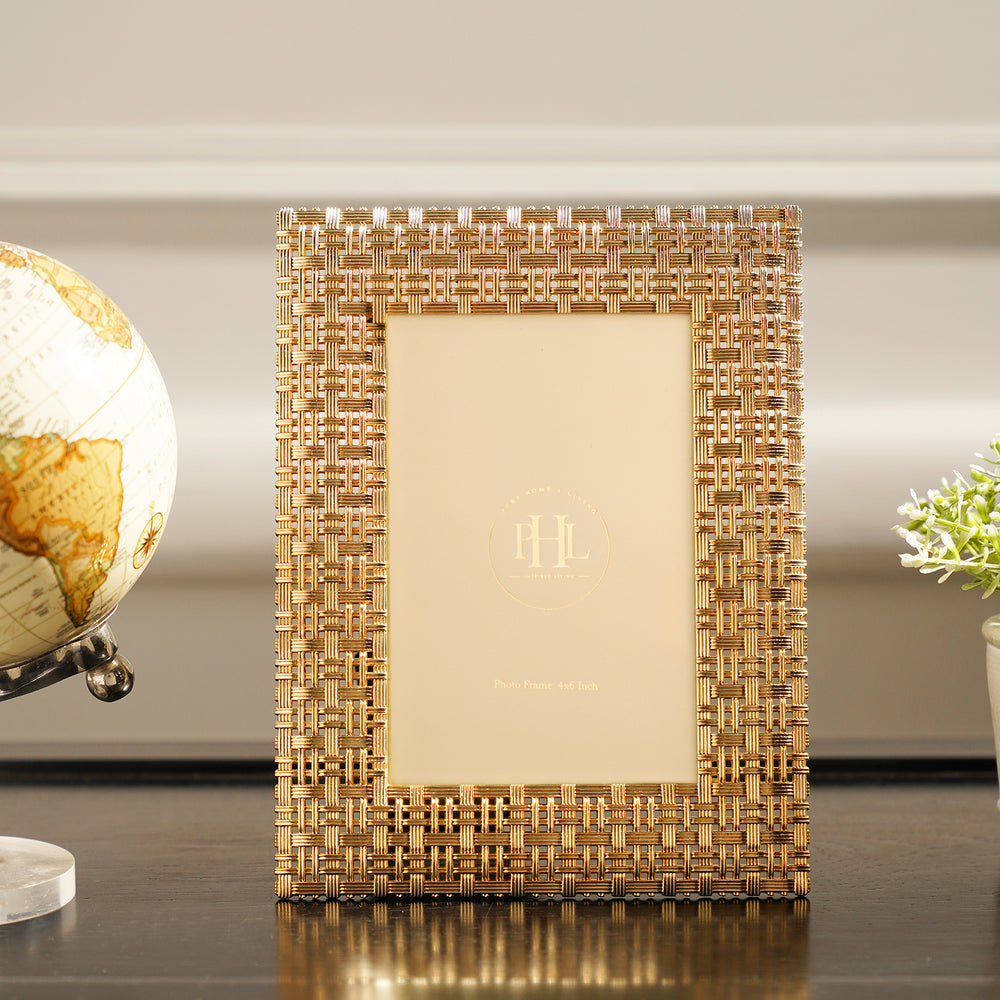 Gold Plated Intertwisted Metal Photo Frame - Small