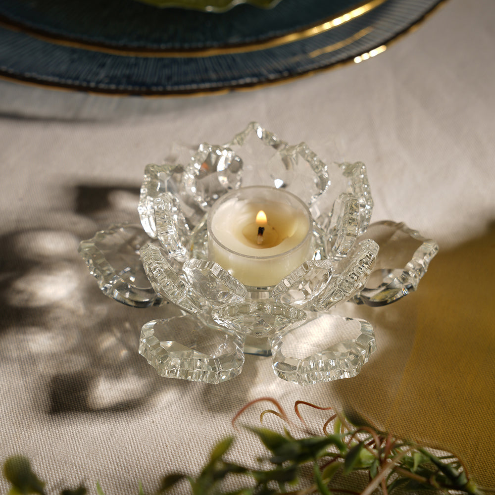 Clear Crystal Lotus Shaped Tealight Candle Holder