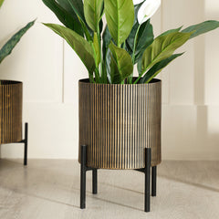 Black Iron Ribbed Planter With Stand Medium