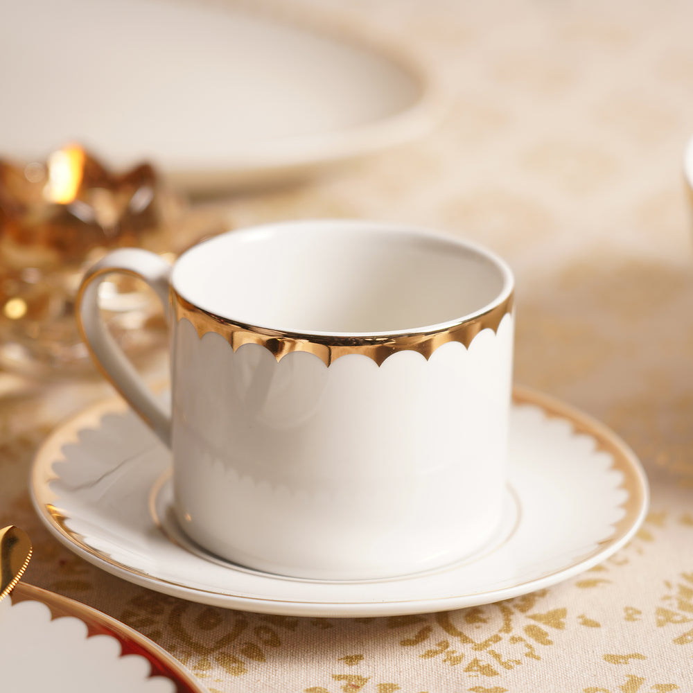 Set Of 2 Ivory & Gold Scalloped Ceramic Cups & Saucers