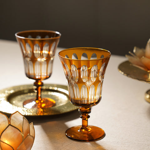 Set of 4 Brown Star Cut Wine Glasses