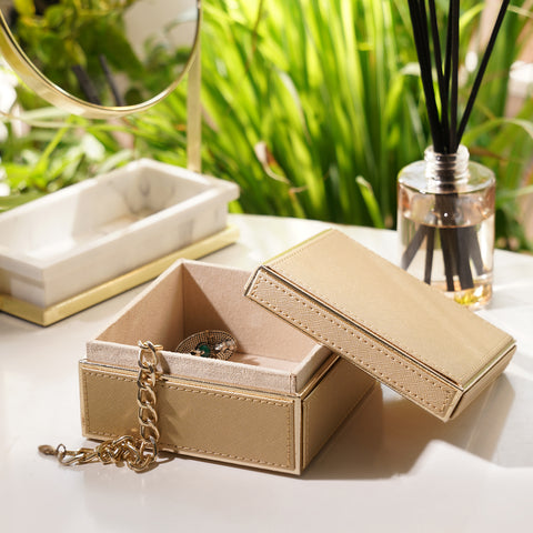 Gold Square Faux Leather Box with Lid