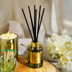 Jasmine Garland Scented Reed Diffuser - Green