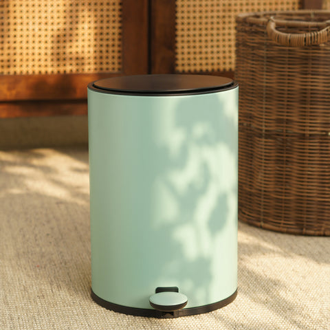 Green Iron Pedal Round Dustbin with Black Lid - Small