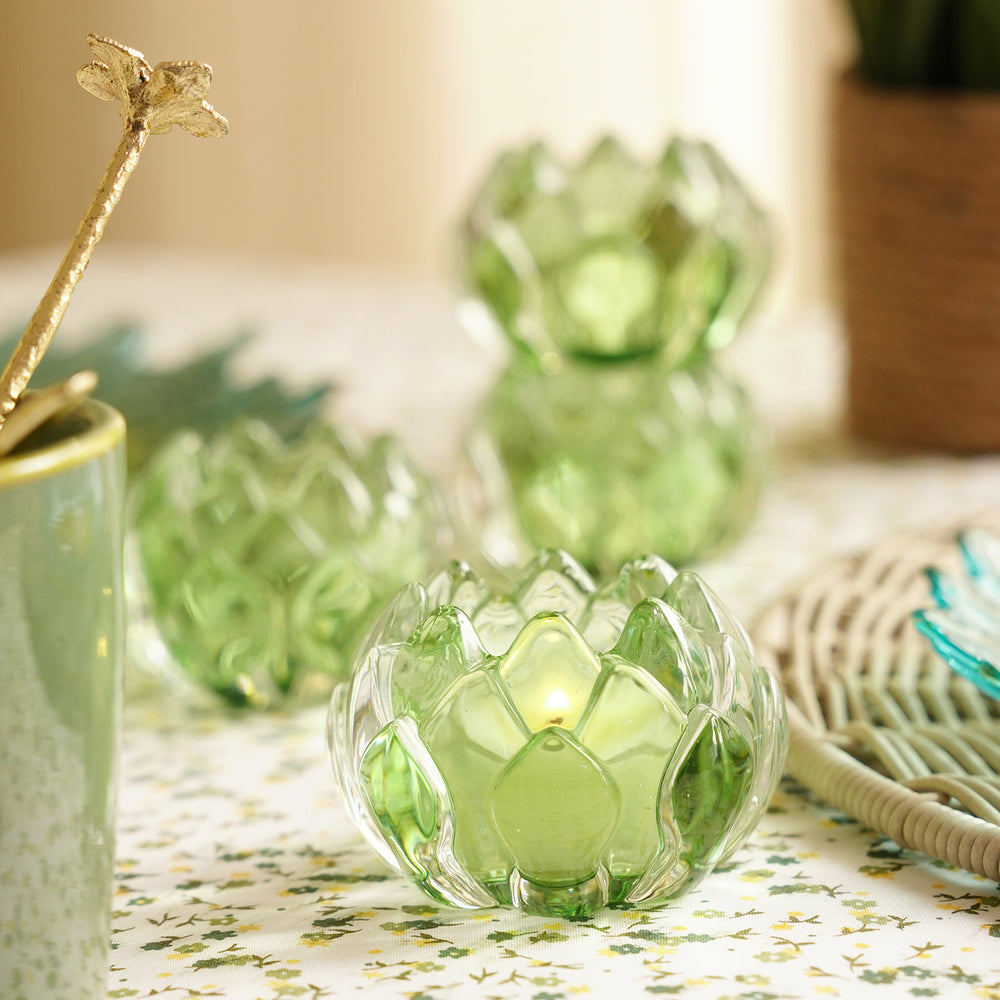 Set of 2 Green Flower Shaped Tealight Holders