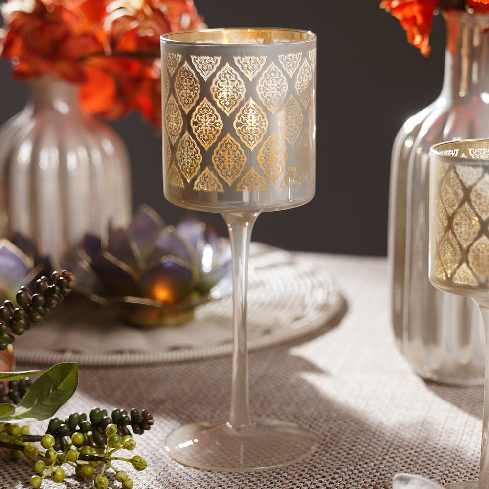 Peral Pattern Glass Stem Candle Holder - Medium