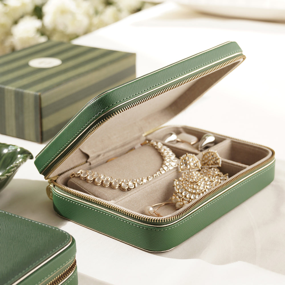 Green Rectangle Faux Leather Travel Jewellery Box