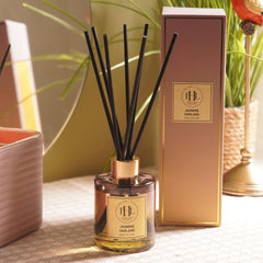 Jasmine Garland Scented Glass Diffuser - Purple