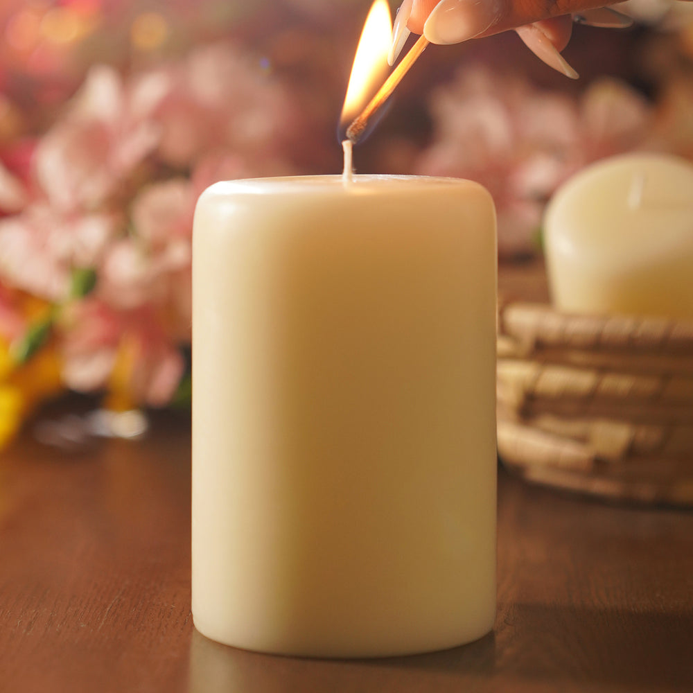 White Lavender & Chamomile Pillar Candle - Large