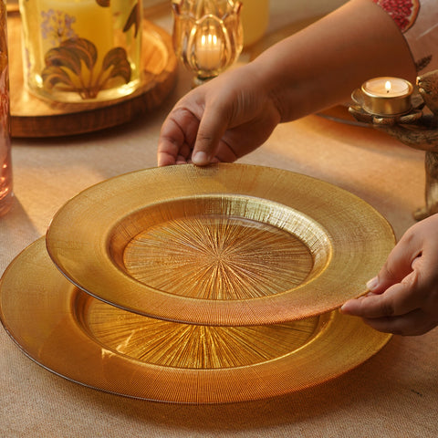 Set of 2 Gold Radial Textured Dinner Plates