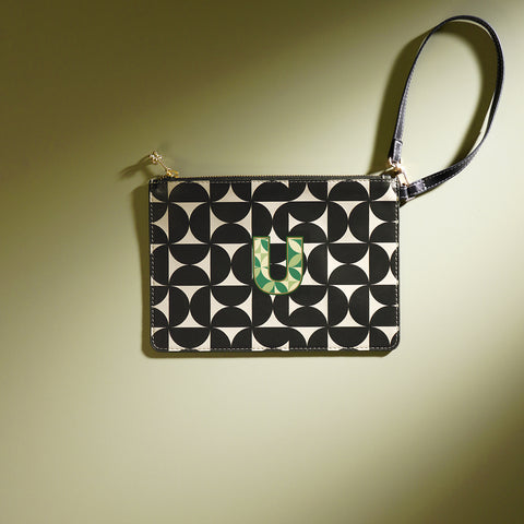 Black & Green U Flat Travel Pouch