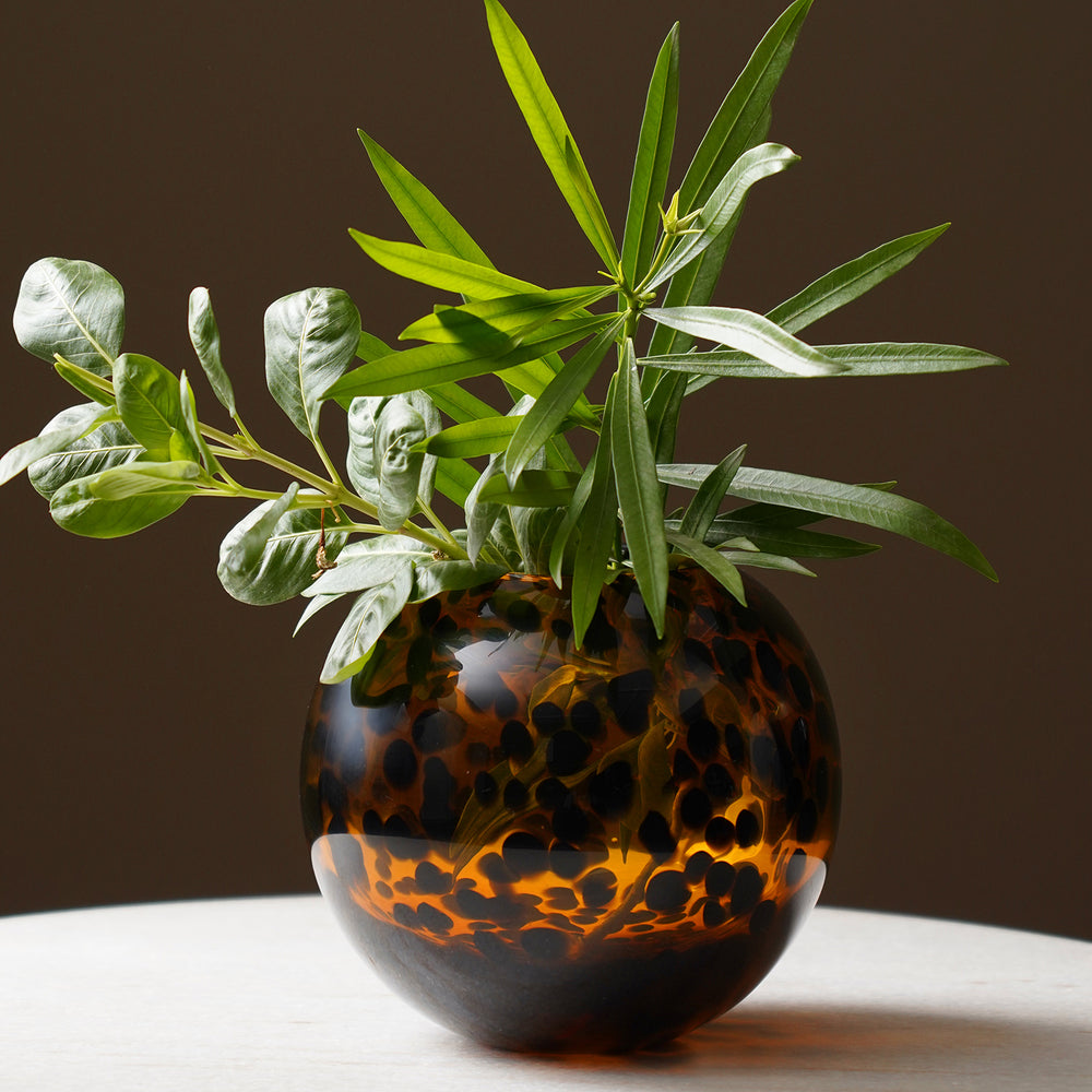 Brown Tortoiseshell Pattern Round Glass Vase