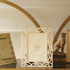 Beige Gold Plated Entangled Metal Photoframe - Large