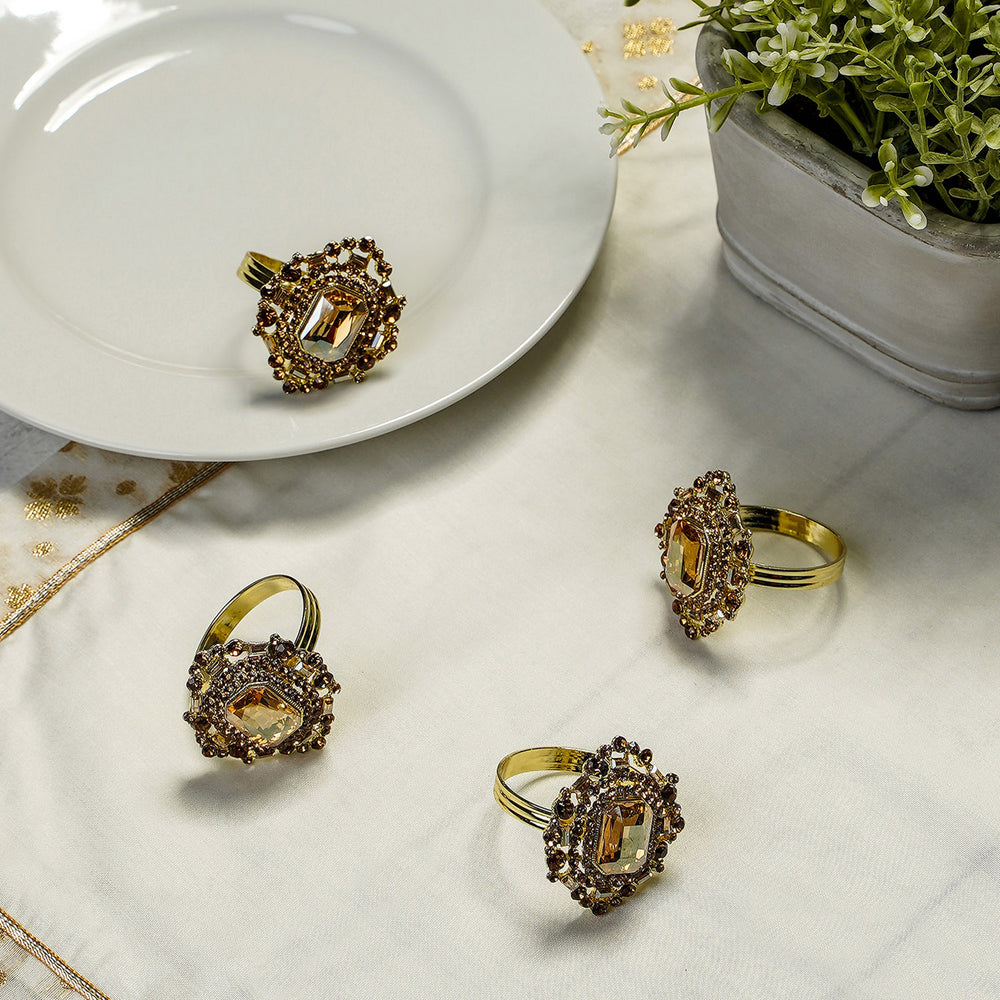 Set Of 4 Champagne Gold Amaze Napkin Rings