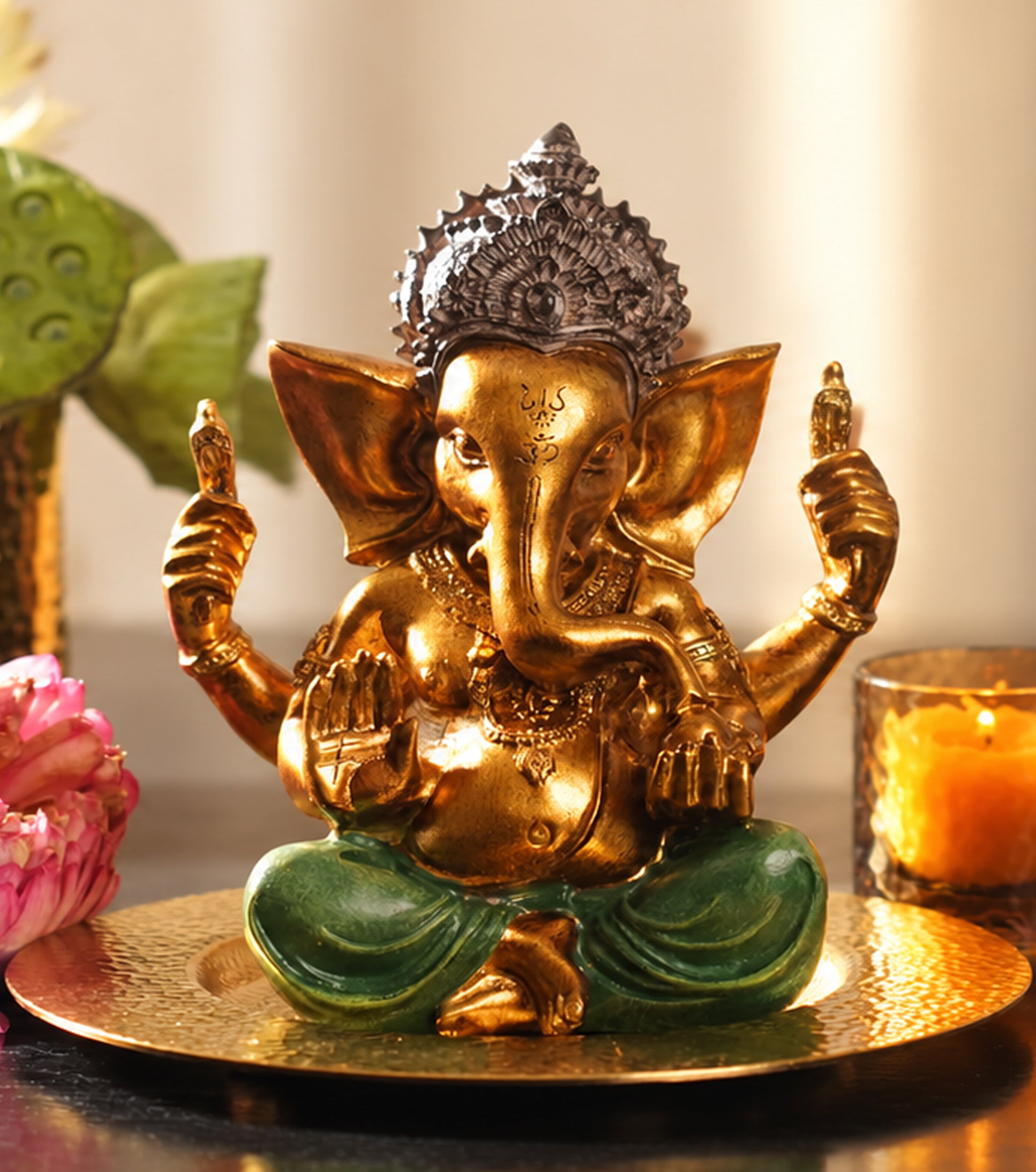 Sculptures & Figurines