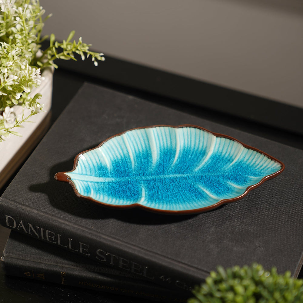 Light Blue Ribbed Ceramic Leaf Platter