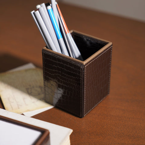 Brown Faux Leather Pen Stand