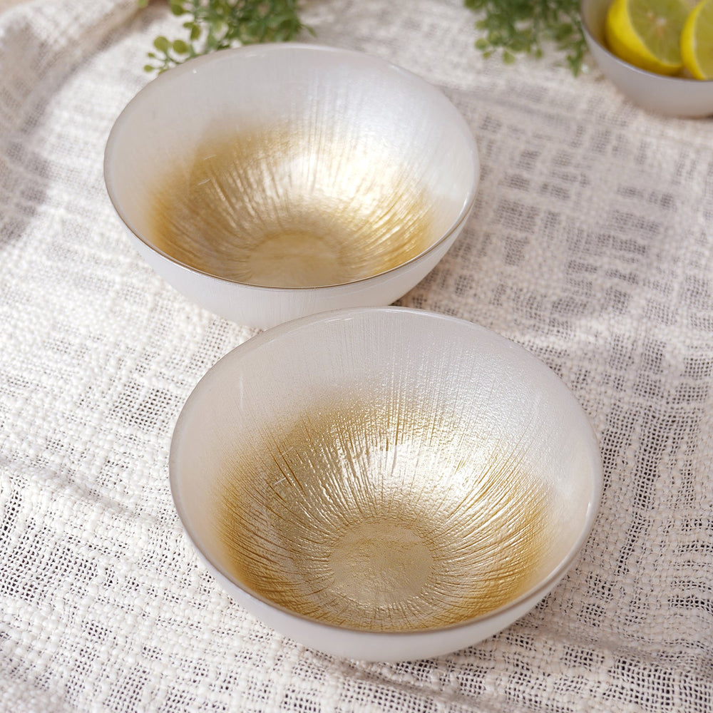 Set Of 2 White Radial Gradient Glass Serving Bowls